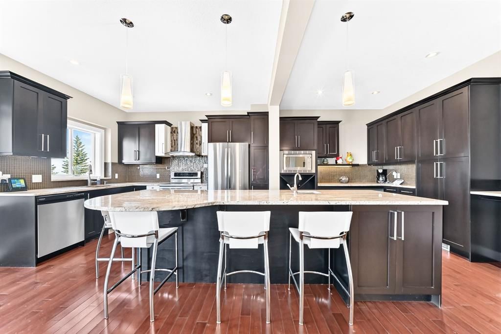 255 Edgebrook Park NW, Calgary — photo 4 of 38