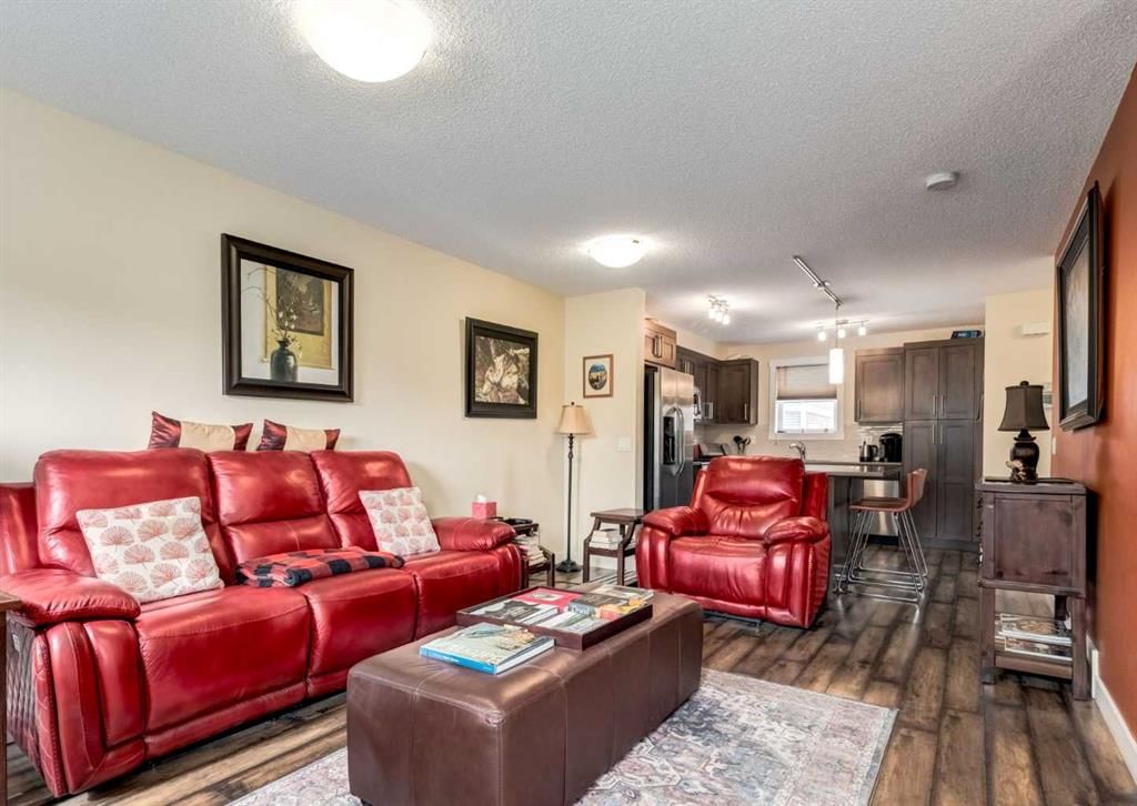 703, 1225 Kings Heights Way SE, Airdrie — photo 3 of 23