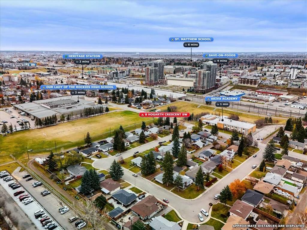 8 Hogarth Crescent SW, Calgary — photo 4 of 40