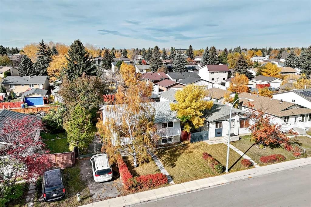 856 Rundlecairn Way NE, Calgary — main listing photo