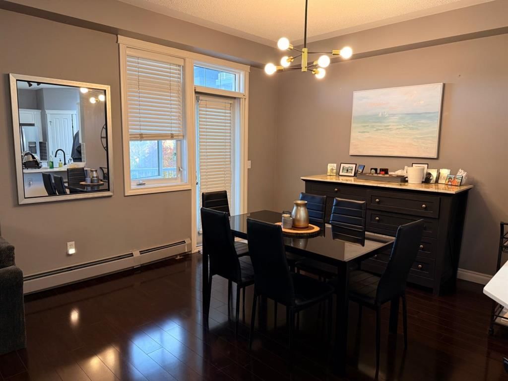 301, 2411 Erlton Road SW, Calgary — photo 3 of 12