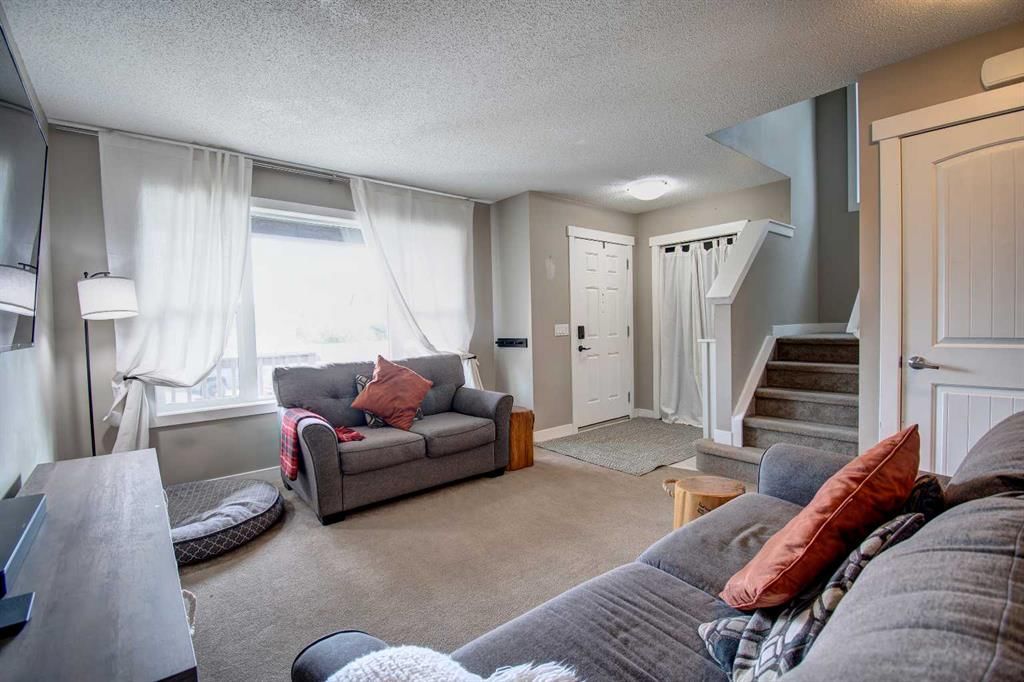 33 Morningside Manor SW, Airdrie — photo 4 of 28
