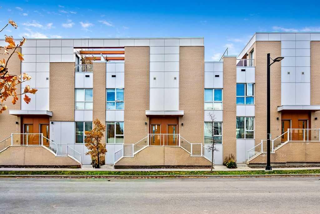 4007 Norford Avenue NW, Calgary — main listing photo