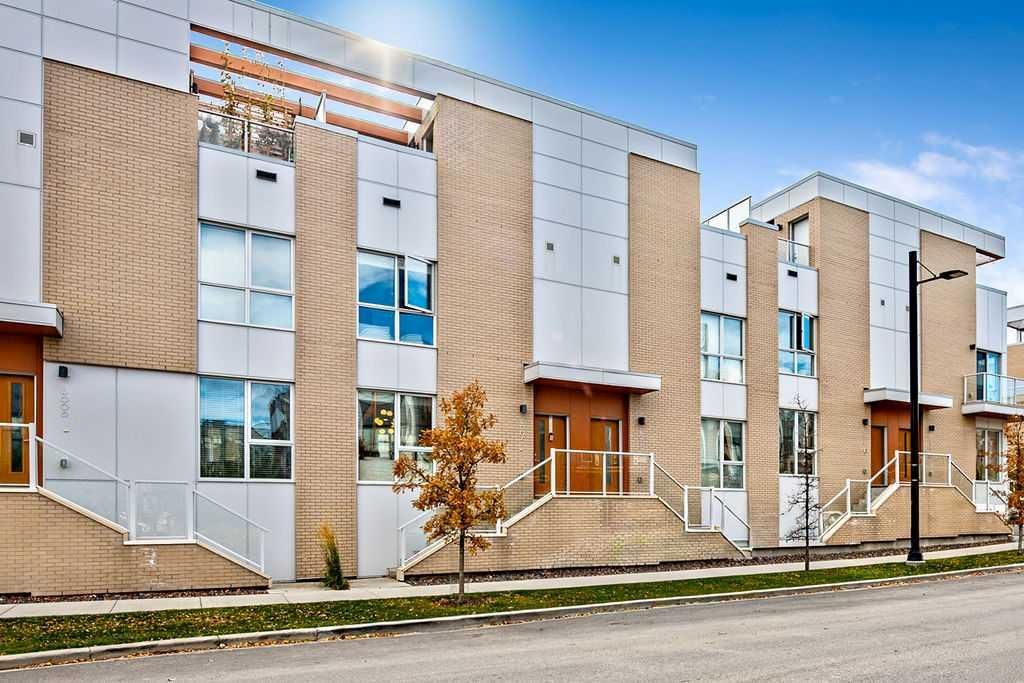 4007 Norford Avenue NW, Calgary — photo 2 of 36