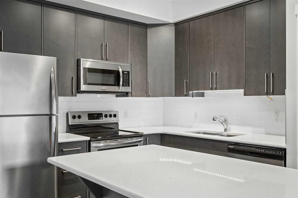 512 Cranford Walk SE, Calgary — photo 3 of 30