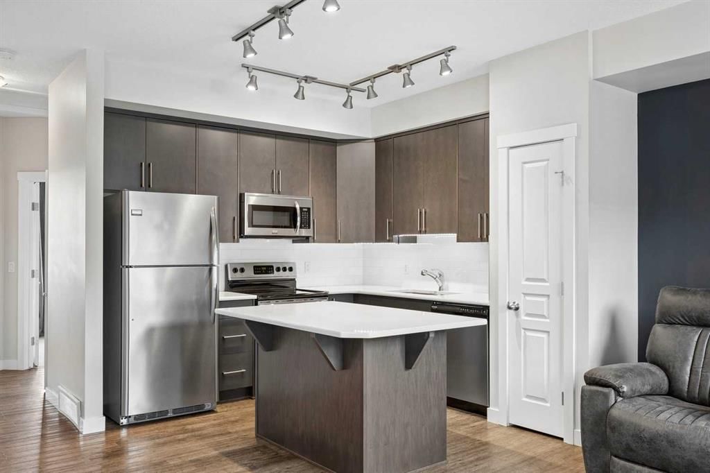 512 Cranford Walk SE, Calgary — photo 5 of 30