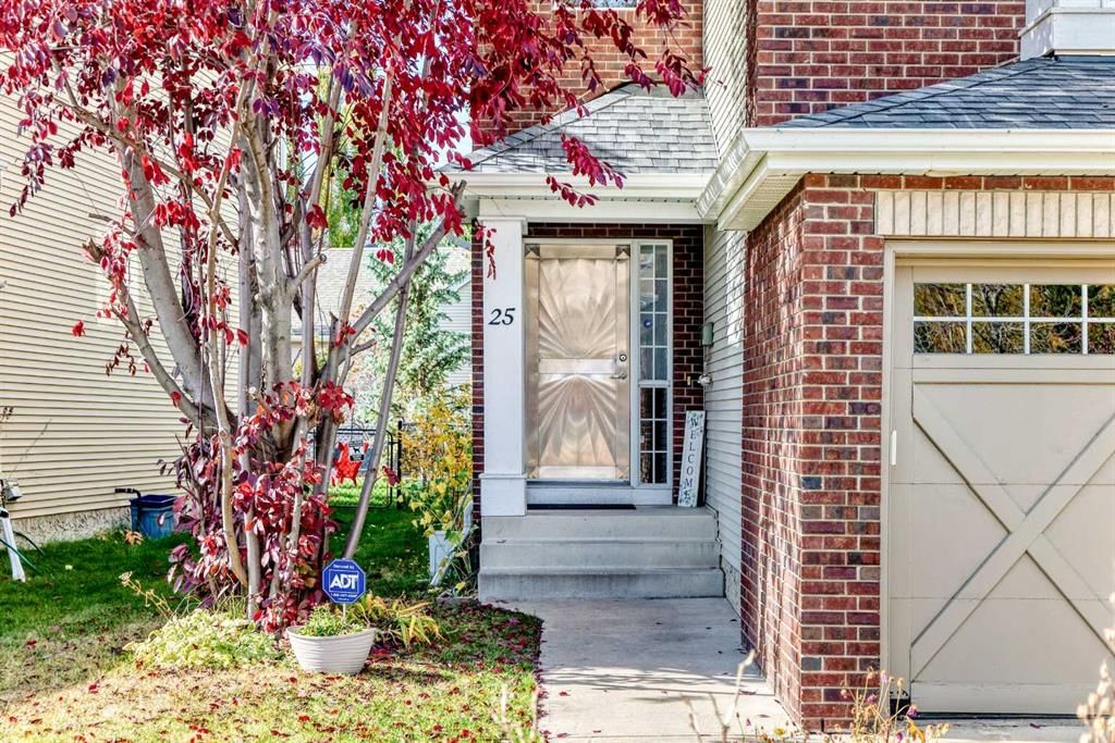 25 Discovery Ridge Hill SW, Calgary — photo 3 of 48