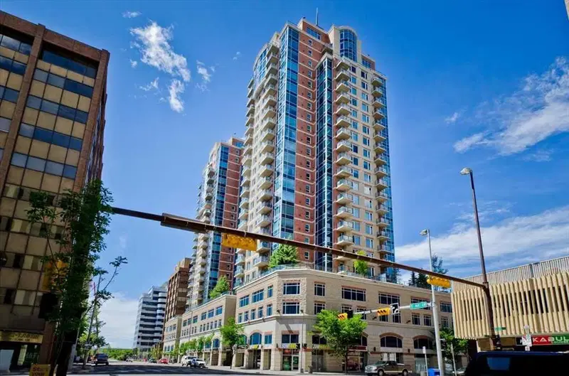 1607, 910 5 Avenue SW, Calgary — apartment for sale