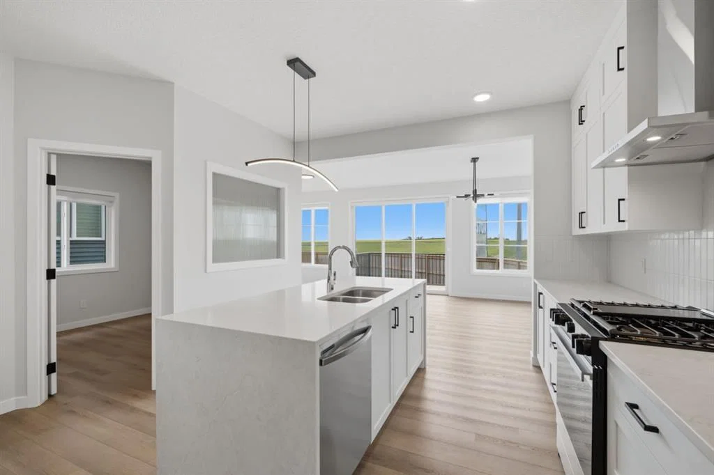 212 Lewiston Landing NE, Calgary — main listing photo