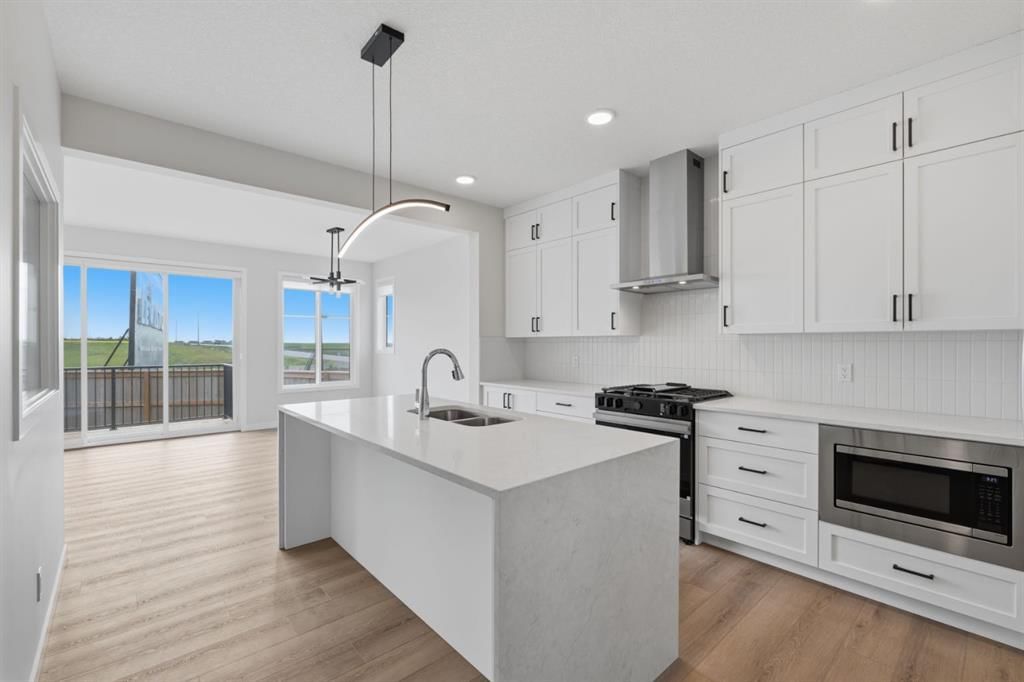 212 Lewiston Landing NE, Calgary — photo 2 of 49