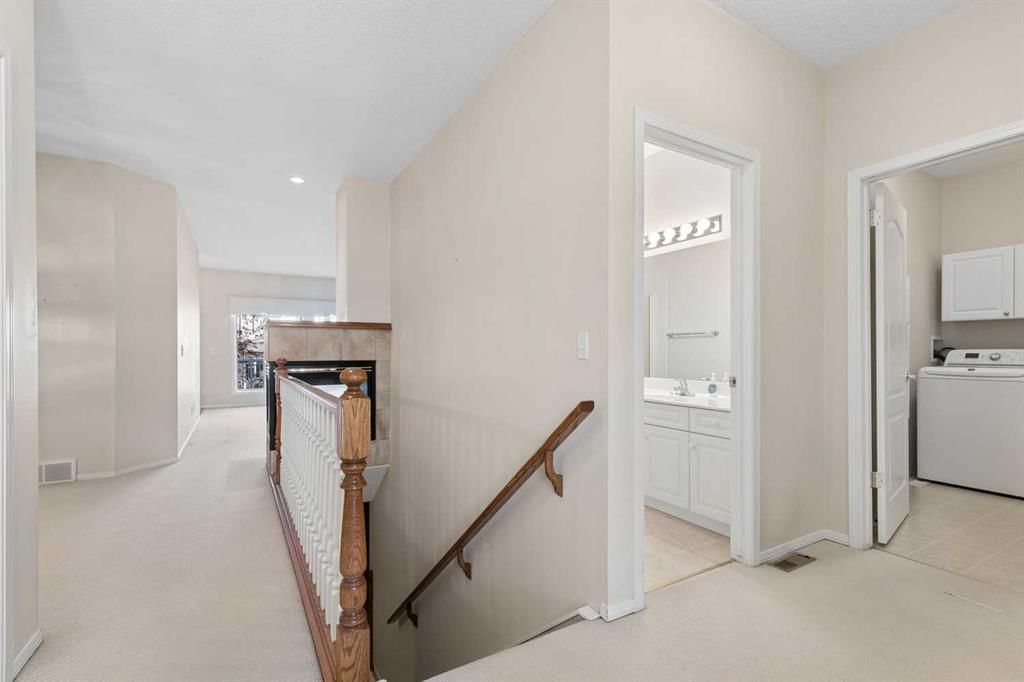 54 Shannon Estates Terrace SW, Calgary — photo 3 of 36