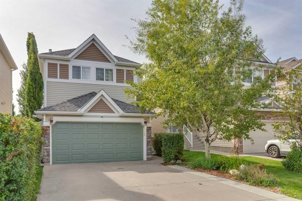242 Cougar Plateau Mews SW, Calgary — main listing photo