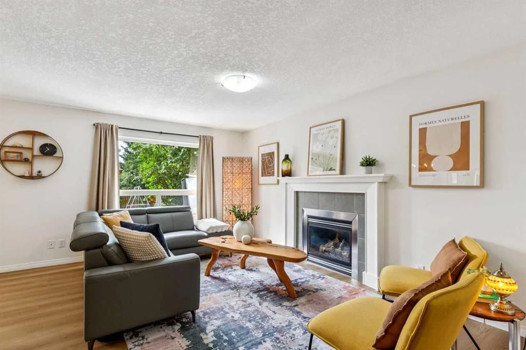 242 Cougar Plateau Mews SW, Calgary — photo 4 of 42