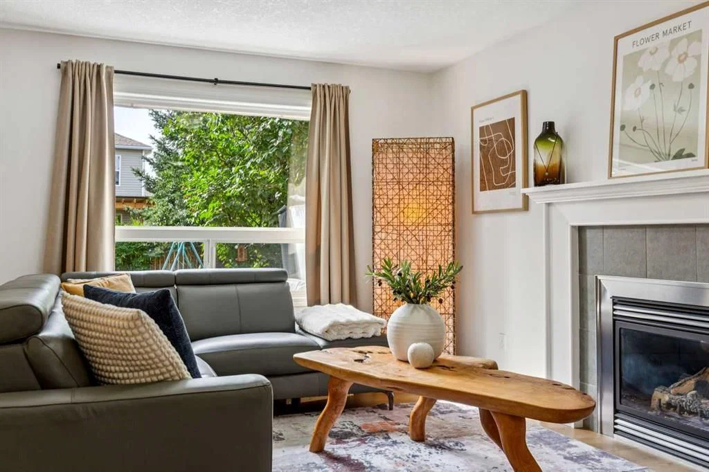 242 Cougar Plateau Mews SW, Calgary — photo 5 of 42