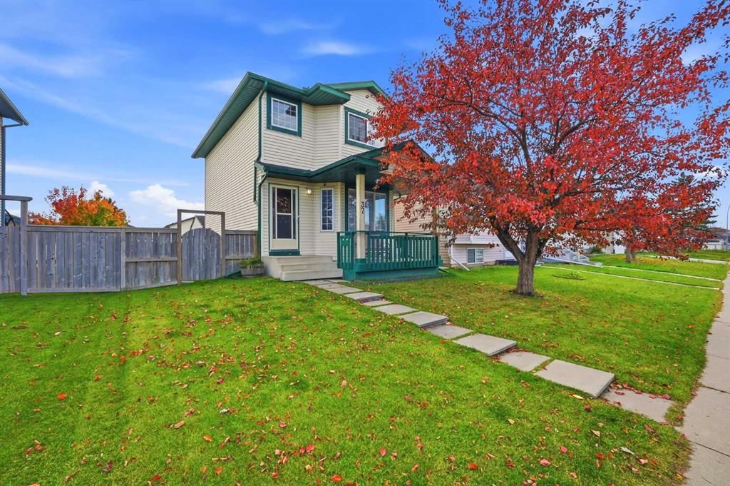 37 Appleside Close SE, Calgary — main listing photo
