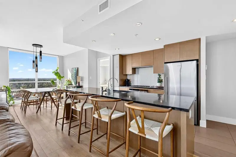 2406, 1111 10 Street SW, Calgary — main listing photo