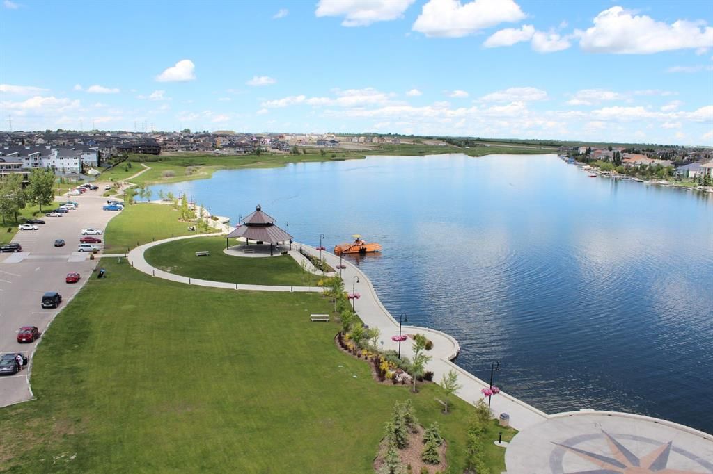 401 Marina Drive, Chestermere — photo 3 of 47