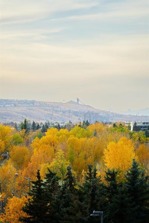 610, 1111 6 Avenue SW, Calgary — main listing photo