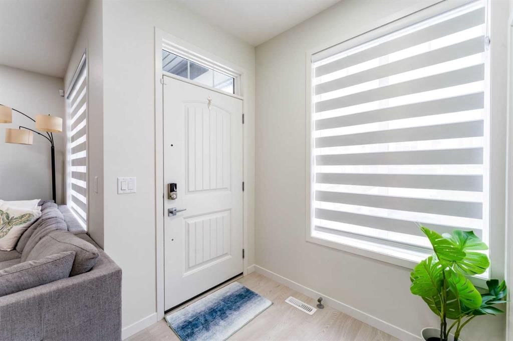 172 Belmont Green SW, Calgary — photo 3 of 48