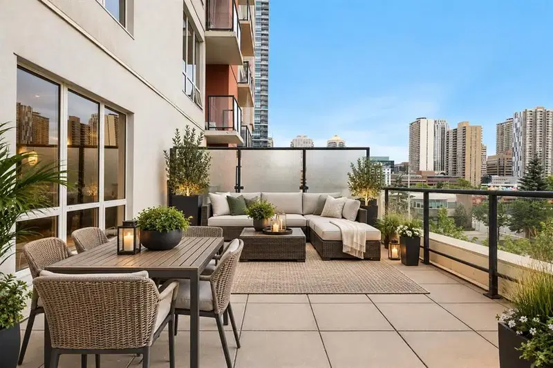 306, 1053 10 Street SW, Calgary — main listing photo