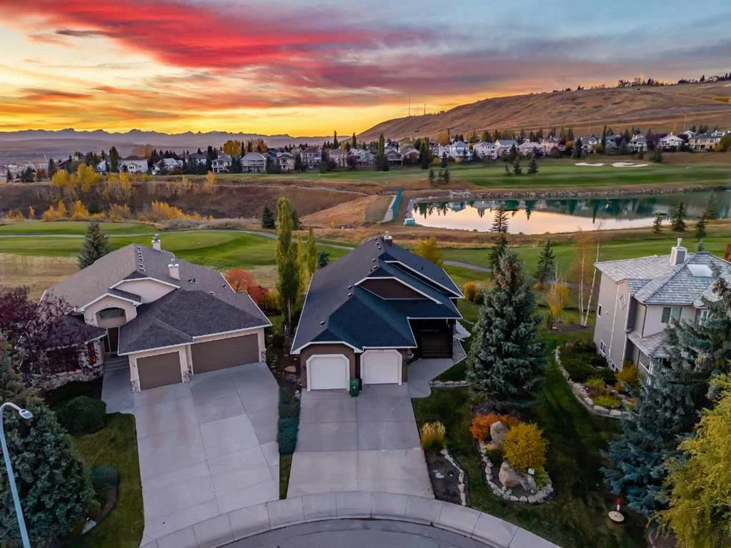 118 Gleneagles View, Calgary — detached for sale