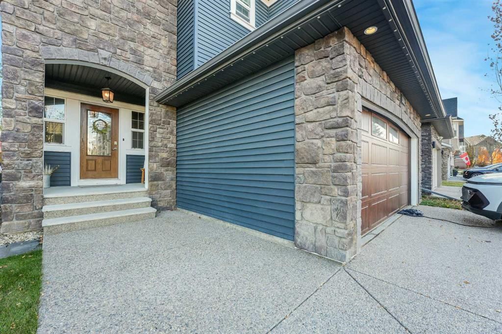 136 Cooperstown Place SW, Airdrie — photo 3 of 50