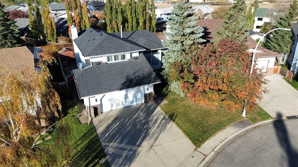 94 Athabasca Crescent, Crossfield — photo 2 of 37