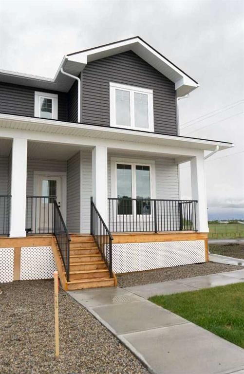 1903 Mccaskill Drive, Crossfield — photo 2 of 11
