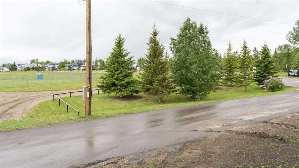 1903 Mccaskill Drive, Crossfield — photo 4 of 11