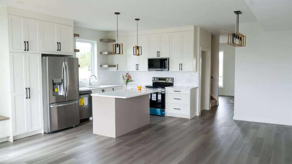 1903 Mccaskill Drive, Crossfield — photo 5 of 11