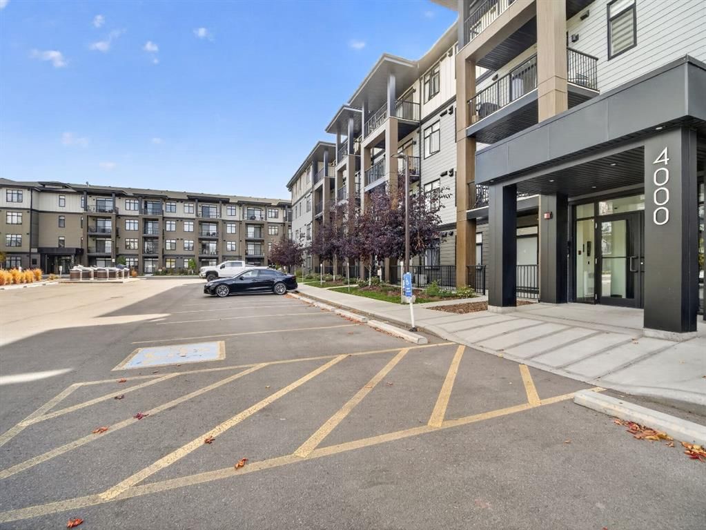 4206, 200 Seton Circle SE, Calgary — photo 2 of 25