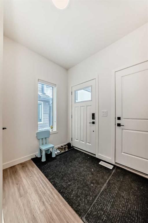 137 Verity Manor SW, Calgary — photo 4 of 50