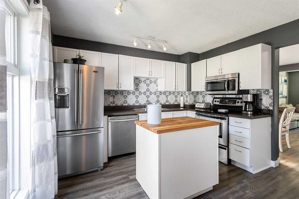 149 Taradale Close NE, Calgary — photo 5 of 31