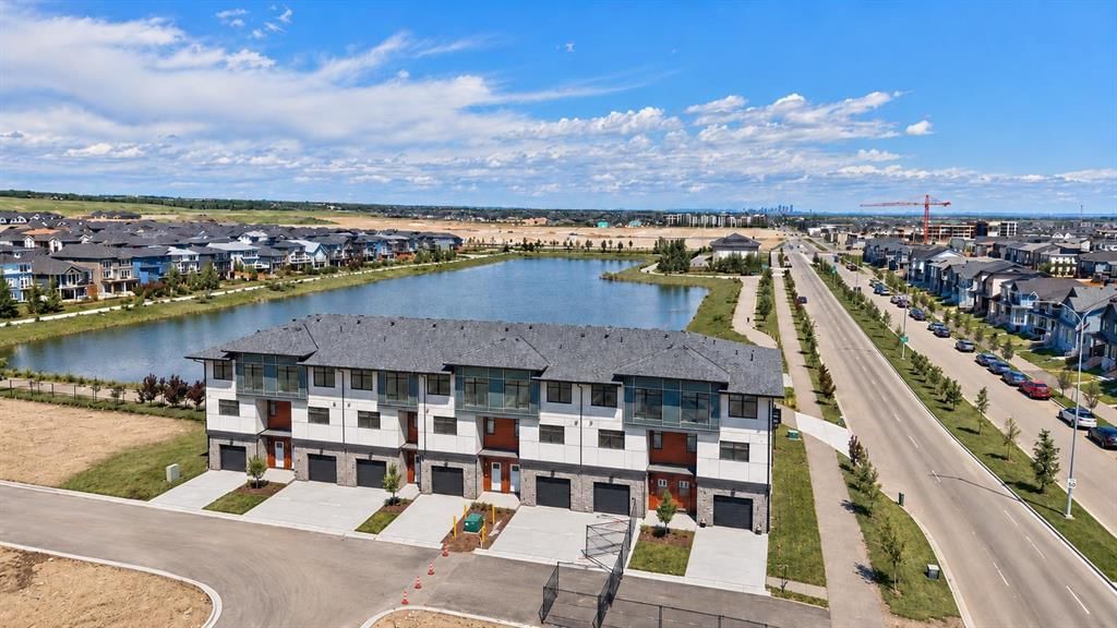 704, 30 Creekside Villas SW, Calgary — main listing photo