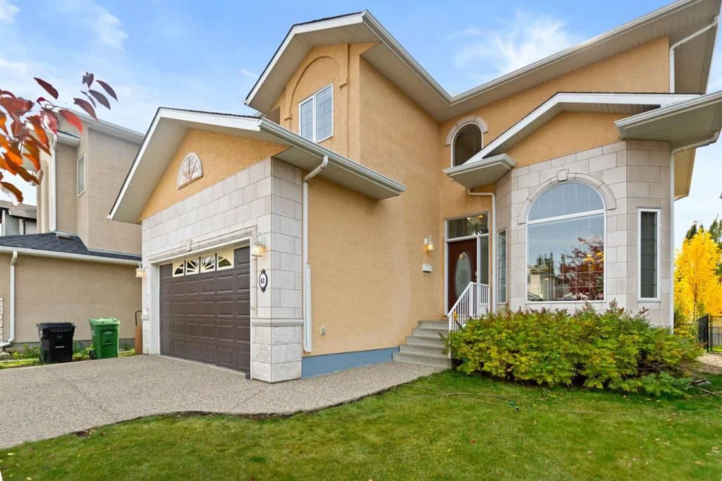 63 West Cedar Rise SW, Calgary — photo 2 of 47