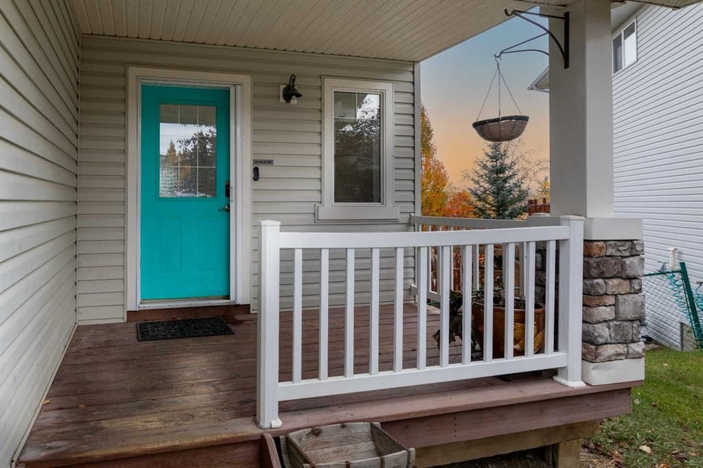 151 Bow Ridge Crescent, Cochrane — photo 3 of 40