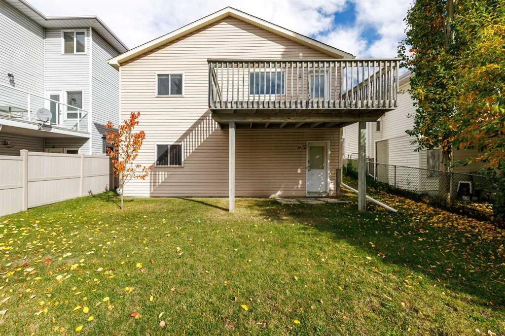 119 Hawkmount Close NW, Calgary — photo 2 of 35