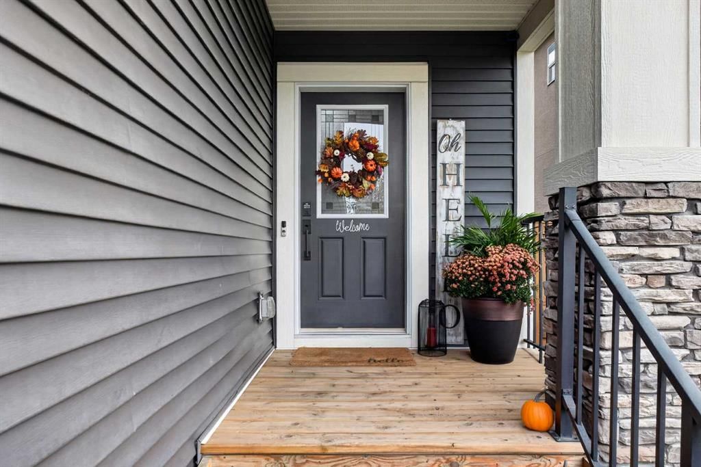 160 Rainbow Falls Passage, Chestermere — photo 2 of 50