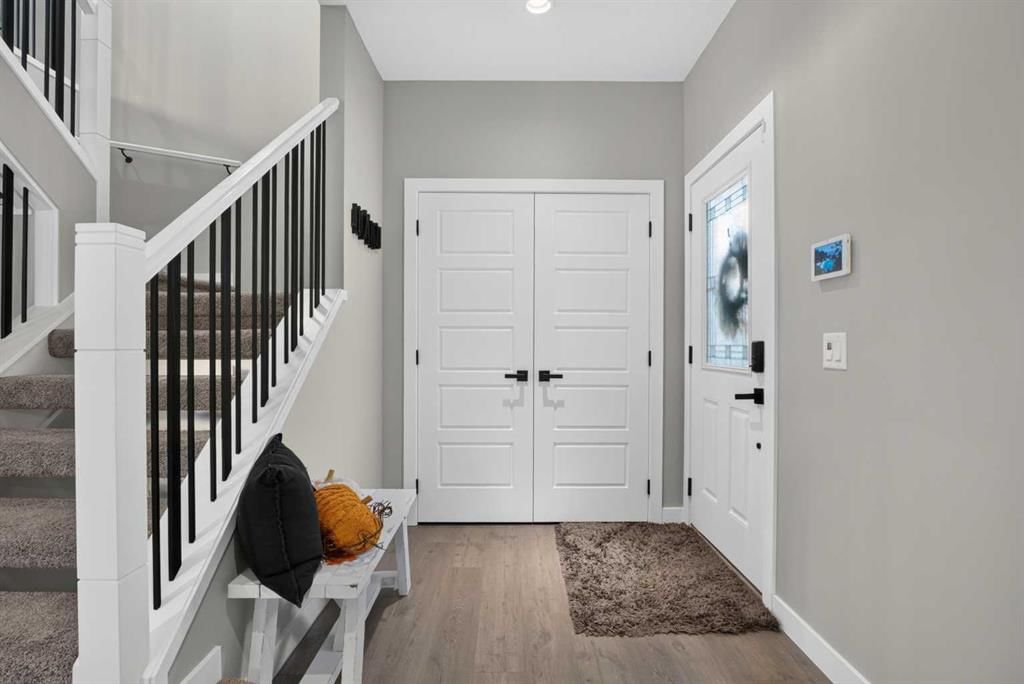160 Rainbow Falls Passage, Chestermere — photo 3 of 50