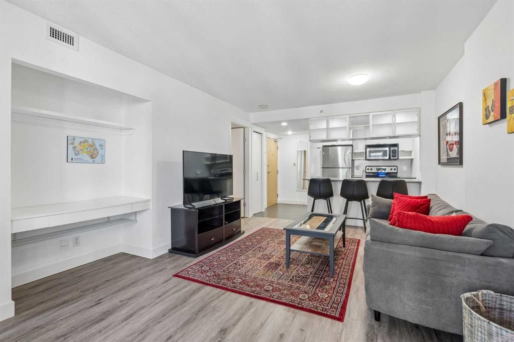 701, 1110 11 Street SW, Calgary — photo 5 of 23