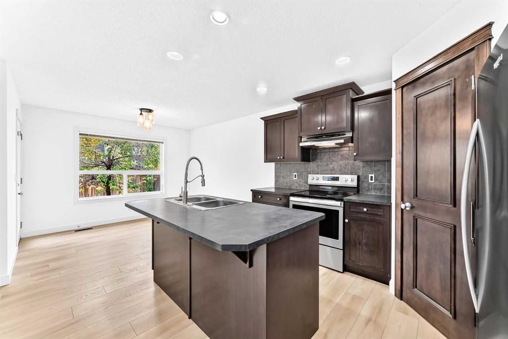210 Brightonstone Green SE, Calgary — photo 5 of 44
