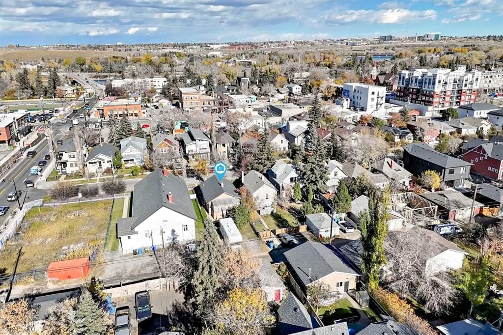 1309 10 Avenue SE, Calgary — photo 3 of 7