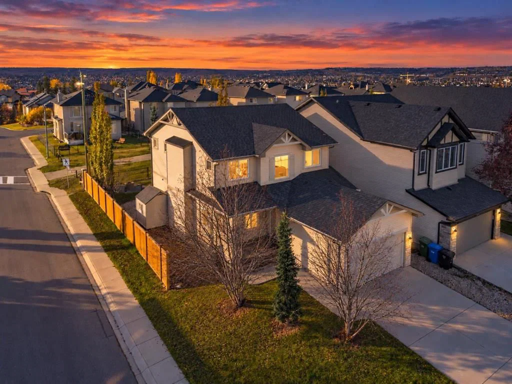 130 Panamount Road NW, Calgary — main listing photo