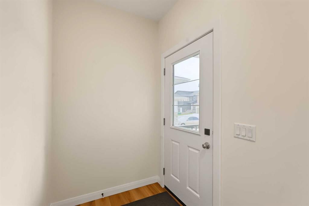 72 Dawson Wharf Mount, Chestermere — photo 3 of 43