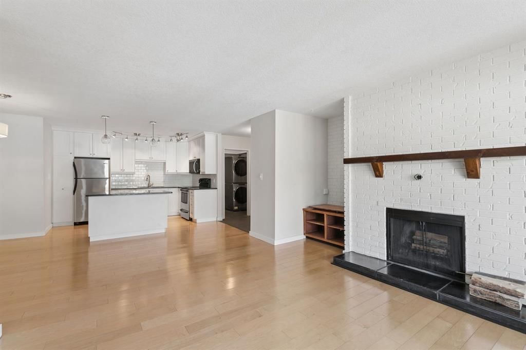 405, 618 2 Avenue NW, Calgary — photo 4 of 27