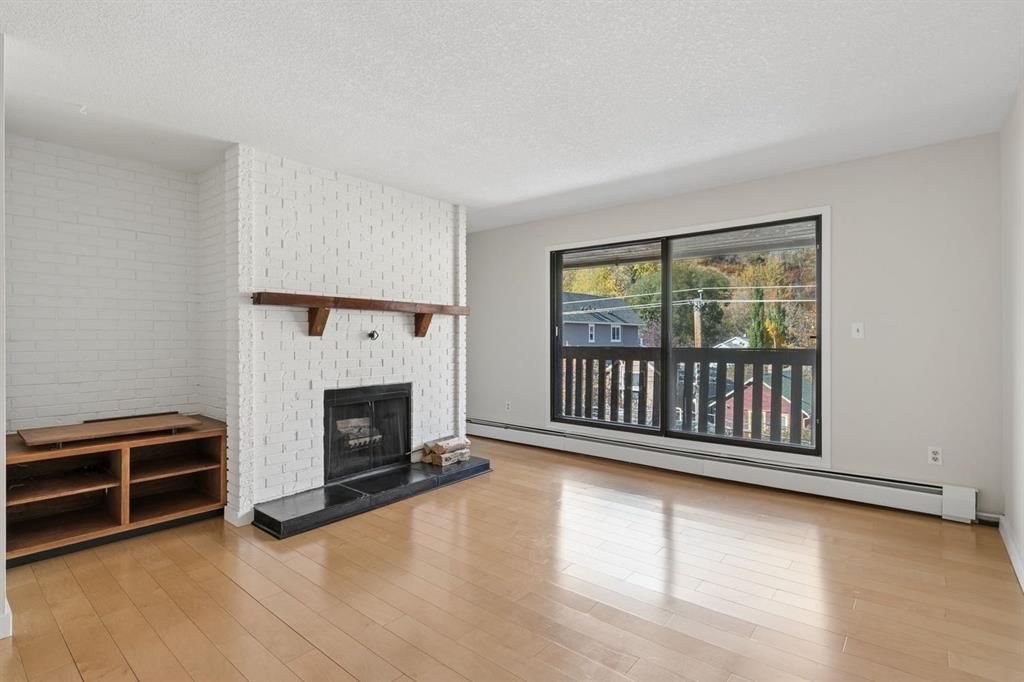 405, 618 2 Avenue NW, Calgary — photo 5 of 27