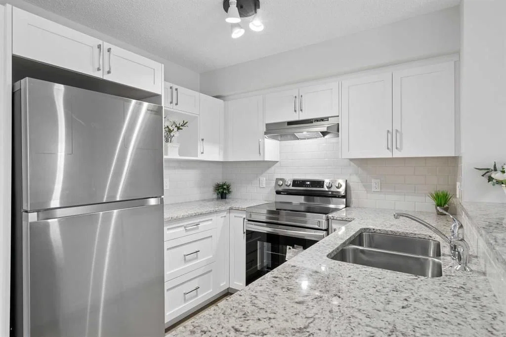 1304, 115 Prestwick Villas SE, Calgary — photo 4 of 26
