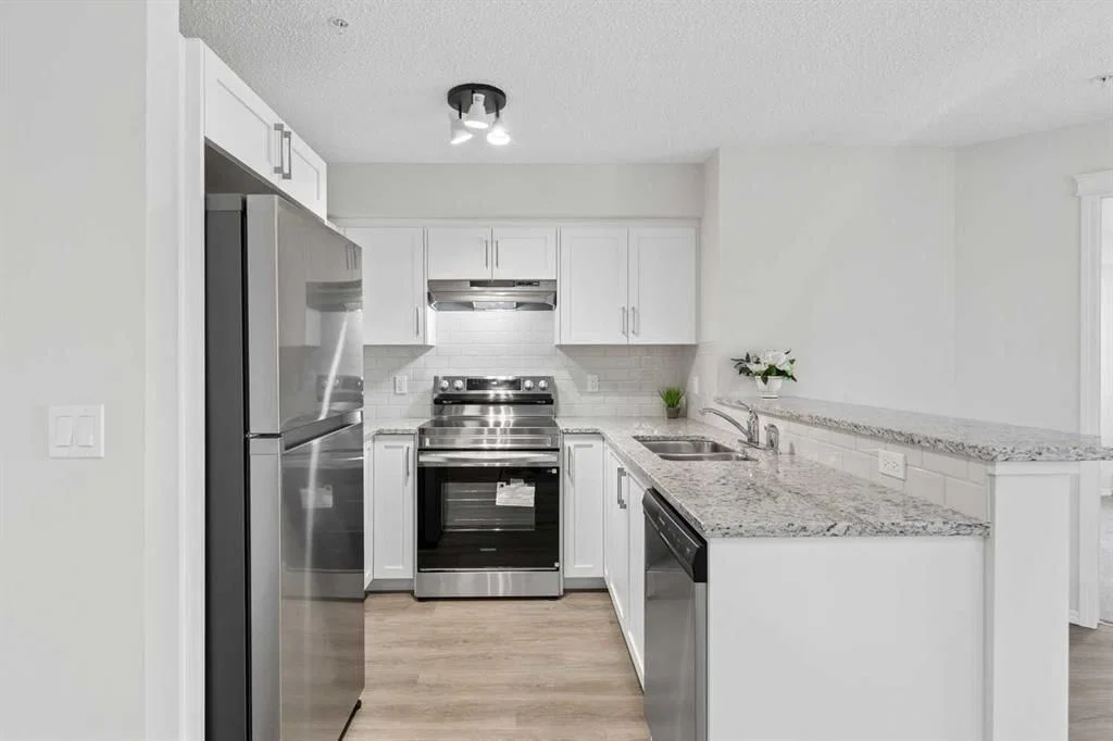 1304, 115 Prestwick Villas SE, Calgary — photo 5 of 26