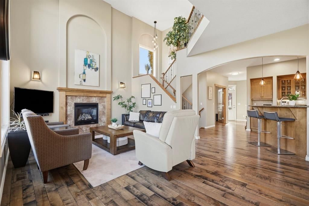 76 Crystal Green Drive, Okotoks — photo 5 of 50