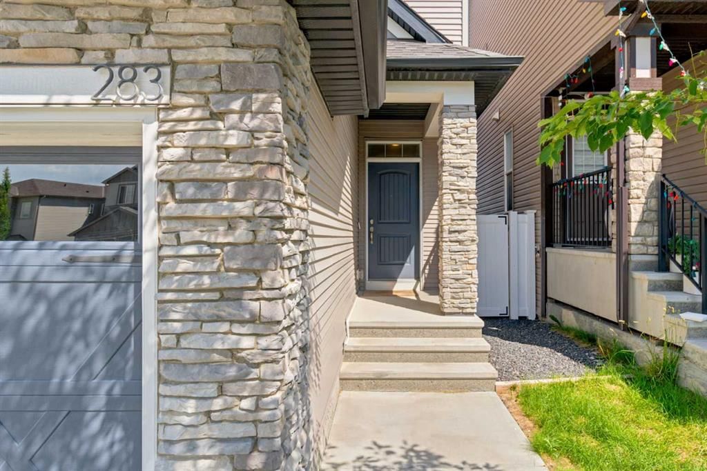 283 Nolanhurst Crescent NW, Calgary — photo 3 of 50